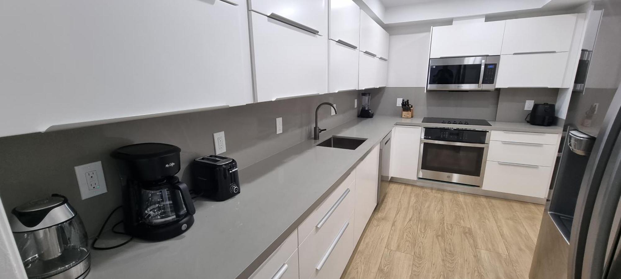 New Luxury Apartment 2Br 2Ba Direct Beach Access Hollywood Bagian luar foto