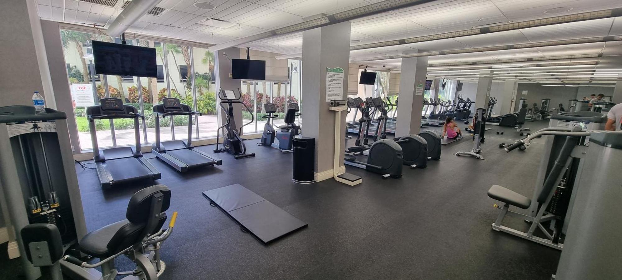New Luxury Apartment 2Br 2Ba Direct Beach Access Hollywood Bagian luar foto